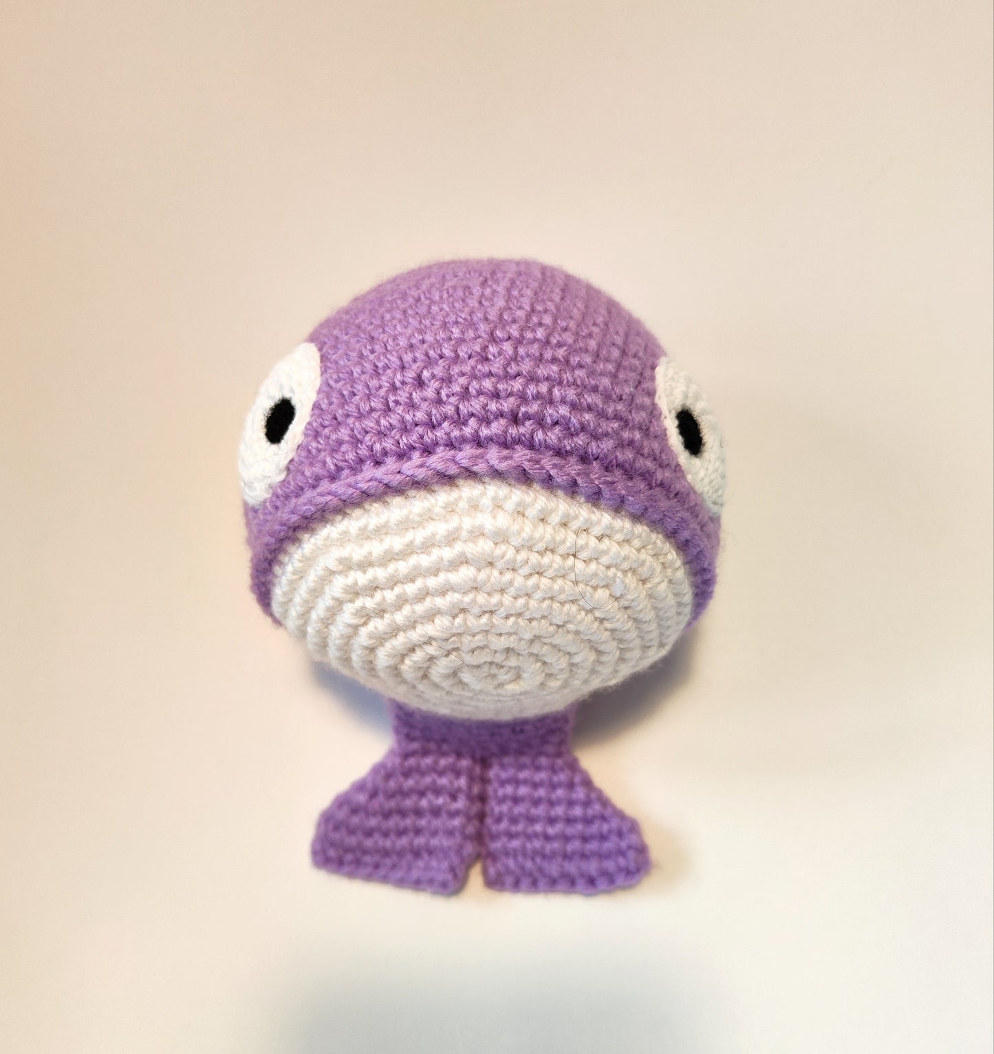 Jouet amigurumi au crochet en forme de baleine pour jeux